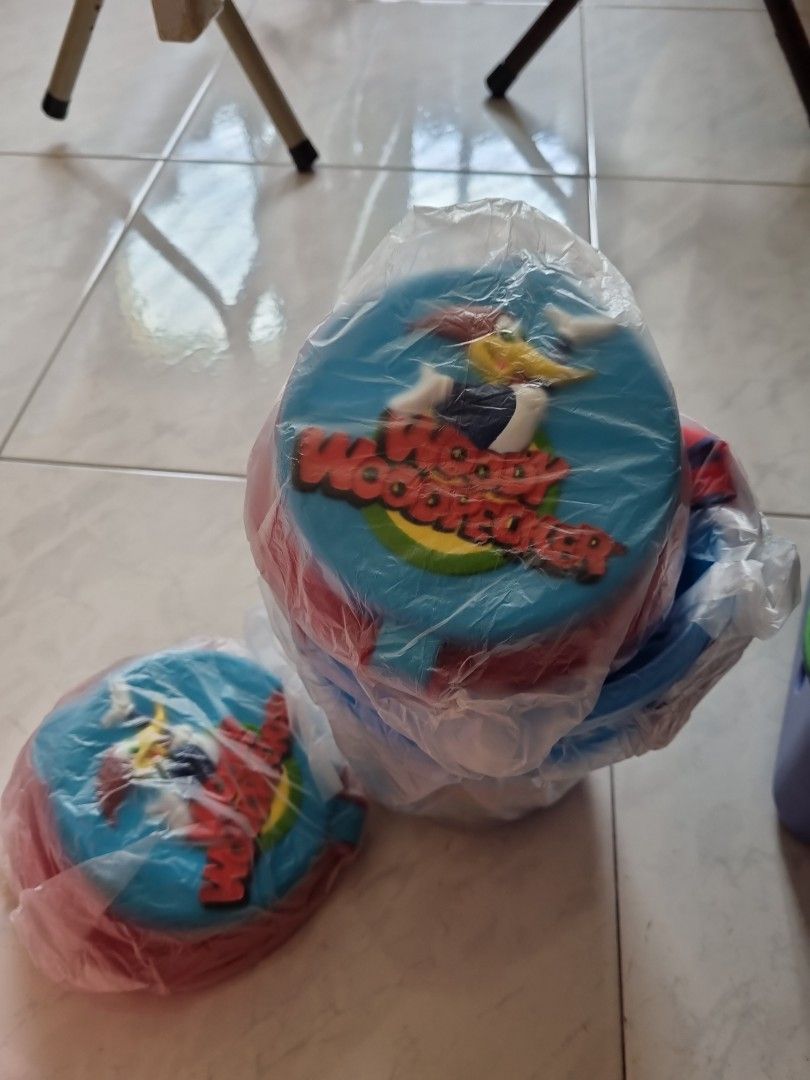 Container (Category: Kids Toys) located in Singapore. Submitted by sng5105 (Listing ID 1224569173, Image 1). Description: toy for kids or can use it for storage..