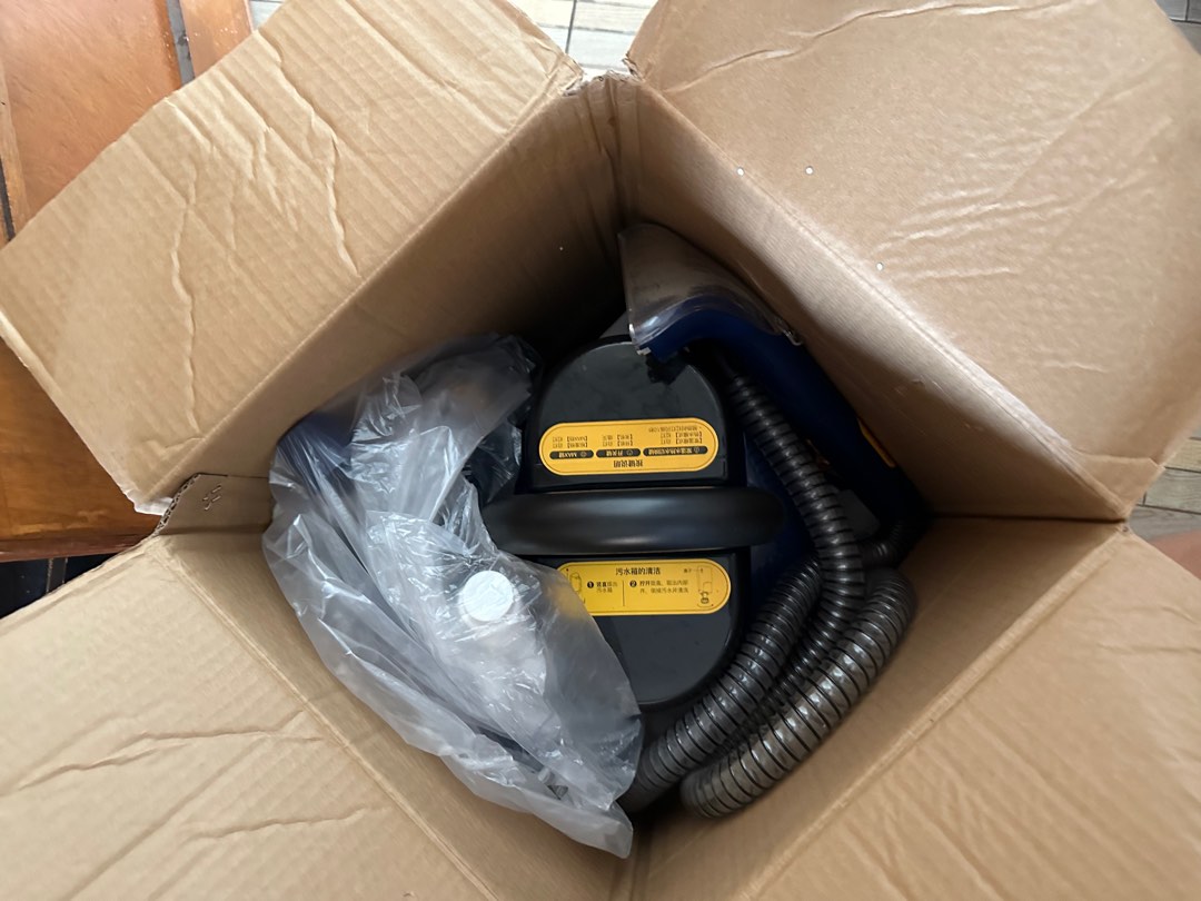 Deerma Wet & Dry Vacuum Cleaner on Carousell
