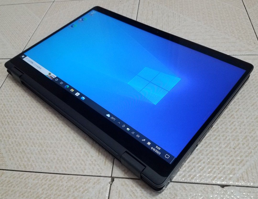 Dell Latitude 5300 2 in 1 / i7-8665U / 8G Ram / 512G M2 NVMe SSD 