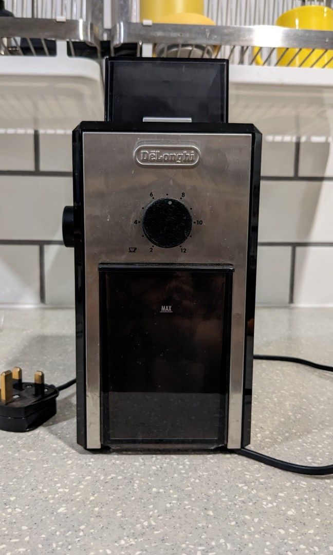 Delonghi KG89 burr coffee grinder, TV & Home Appliances, Kitchen