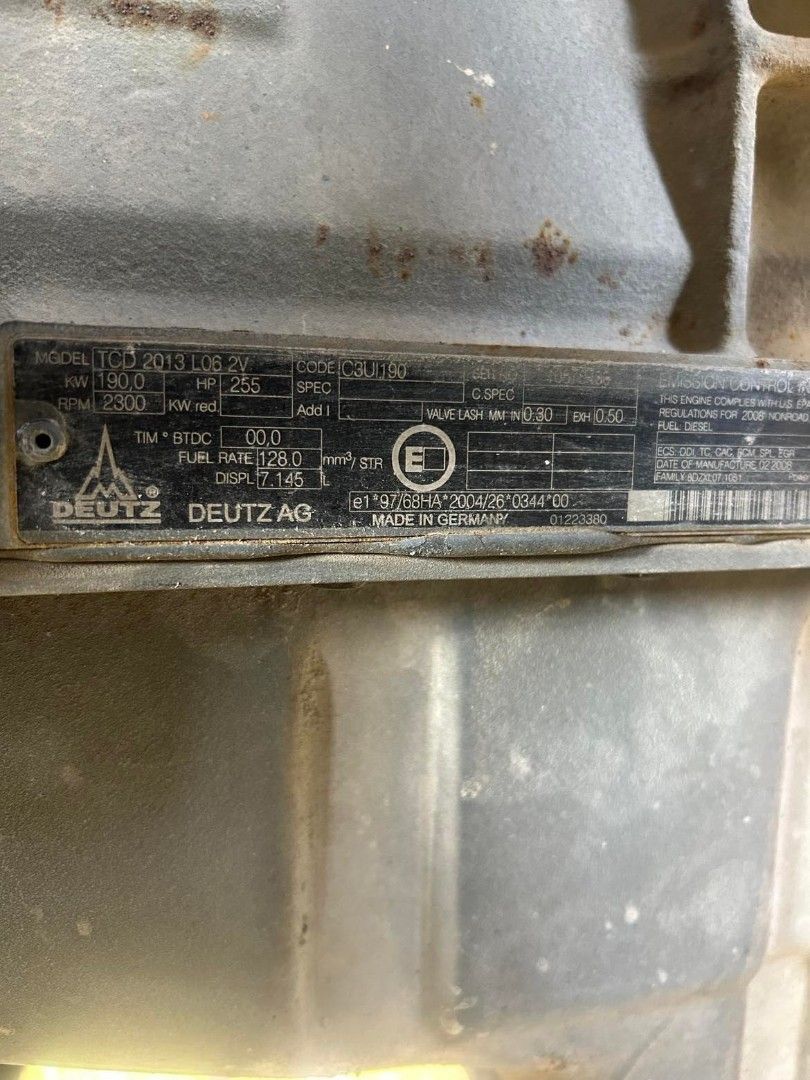 Deutz trailer Concrete pump (Category: Construction Tools & Equipment) located in Orani. Submitted by tracylynnq15313 (Listing ID 1224585389, Image 3). Description: Deutz trailer Concrete pump good condition call or txt 09438573781.