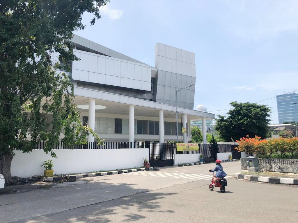 dijual_gedung_5_lantai_di_gunu_1680579524_35287f22_progressive