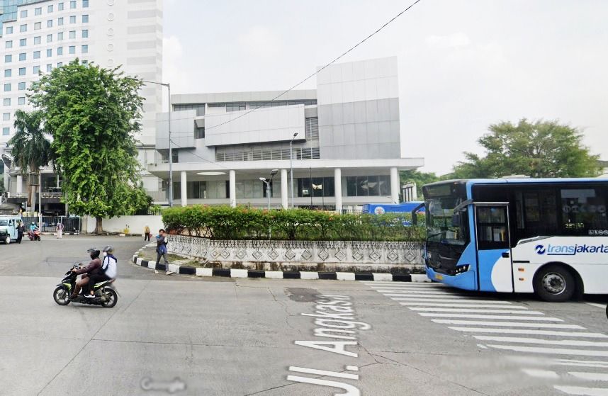 dijual_gedung_5_lantai_di_gunu_1680579524_5cc3e6d2_progressive