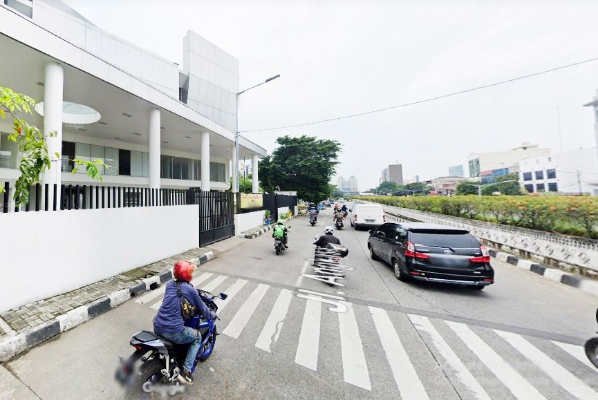 dijual_gedung_5_lantai_di_gunu_1680579524_f6b6d903_progressive