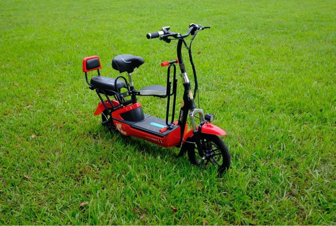 eko life EV UL2272 Seated Electric Scooter red USED, Sports Equipment ...