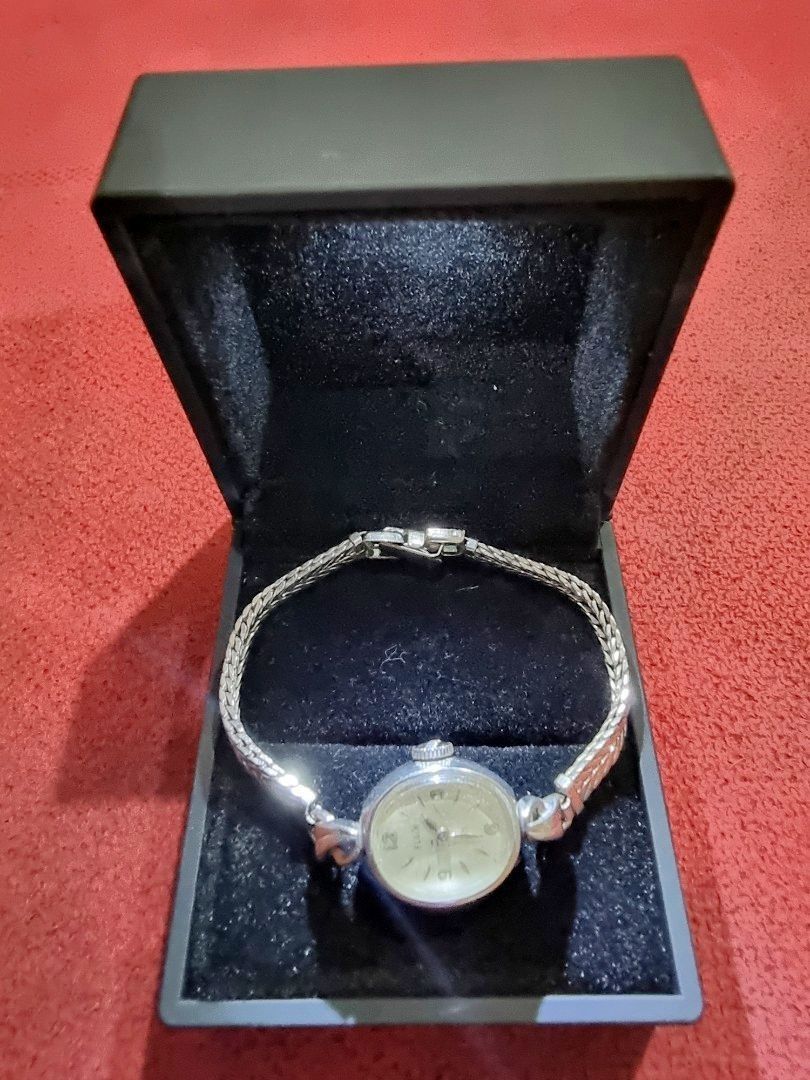 Elgin Vintage Watch (Category: Women's Watches) located in Mandaluyong City. Submitted by selleyo (Listing ID 1224641536, Image 1). Description: Elgin Vintage Watch 21 Jewel 10K RGP Bezel de Susi For Ladies Small Wrist...