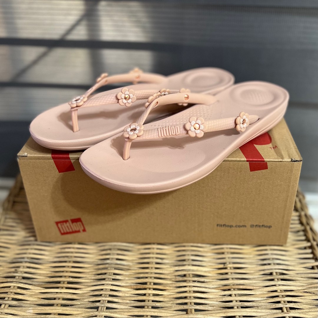Fitflop best sale iqushion flower