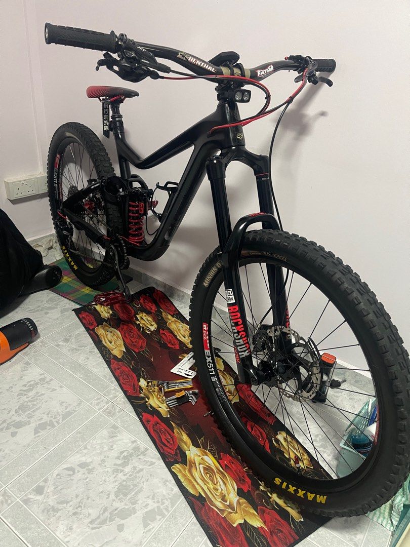 Giant reign 2019 discount advanced