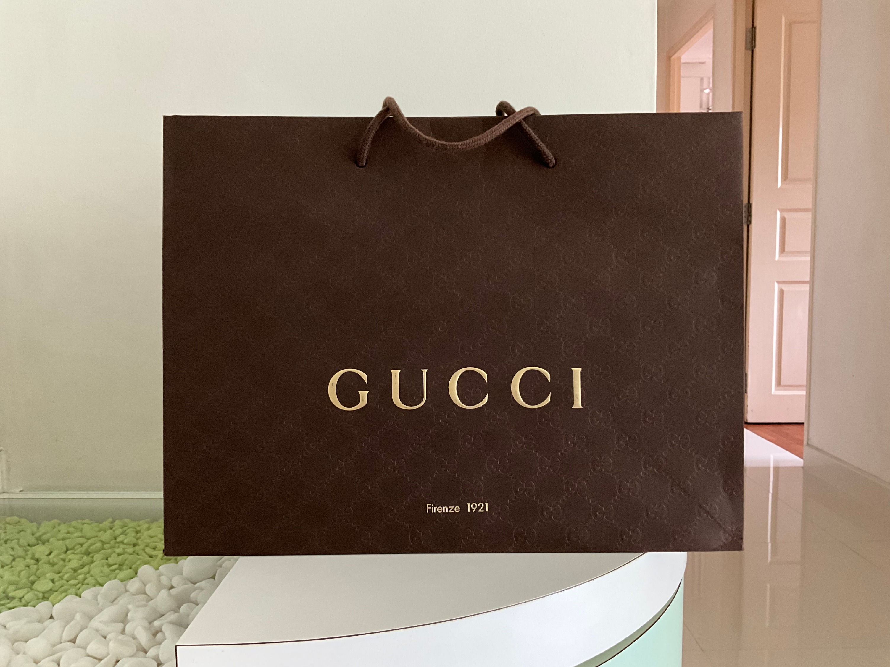 Gucci Paper Bag, Luxury, Accessories on Carousell