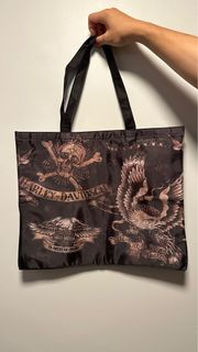 (Category: ) located in . Submitted by yourpalette (Listing ID 1224563753, Image 1). Description: .