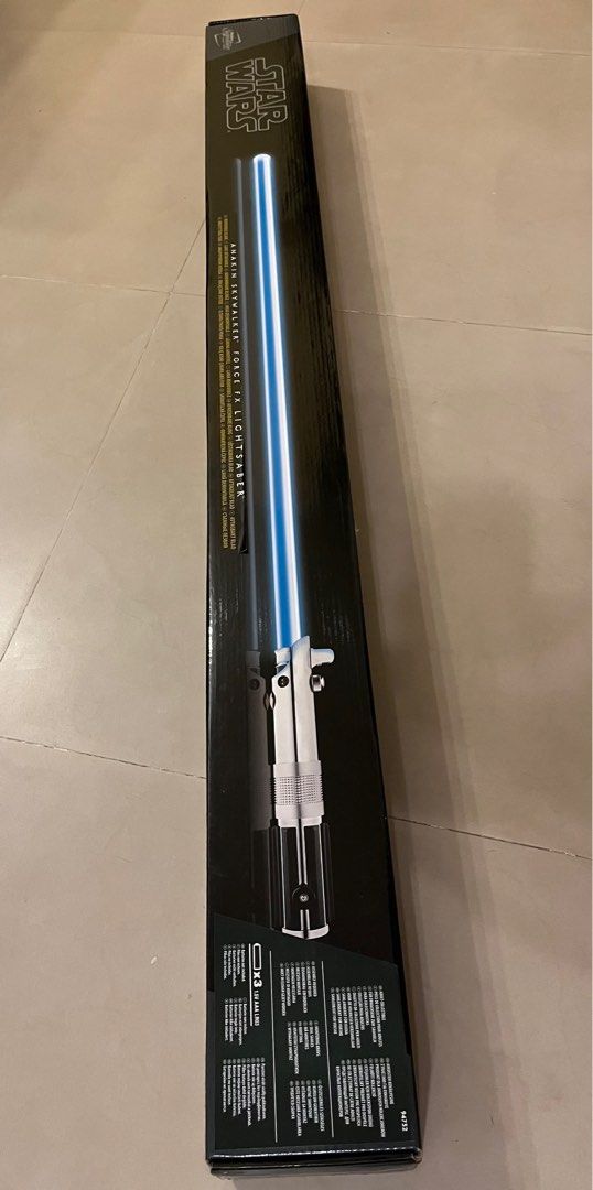 Hasbro anakin skywalker cheap lightsaber