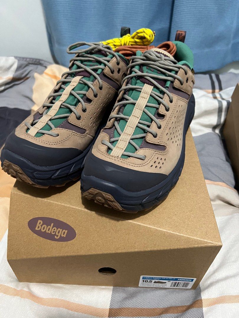 Hoka X BODEGA TOR ULTRA LO US10.5, 男裝, 鞋, 波鞋- Carousell