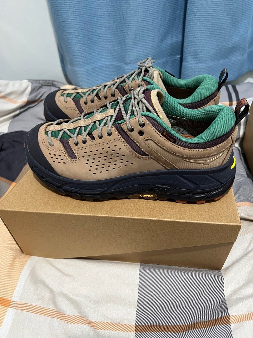Hoka X BODEGA TOR ULTRA LO US10.5, 男裝, 鞋, 波鞋- Carousell