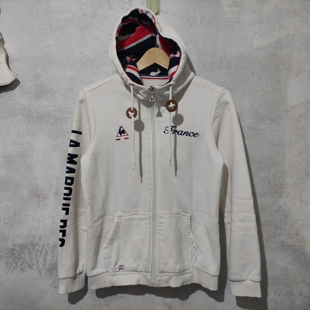 Le coq sportif la marque des tricolores sales