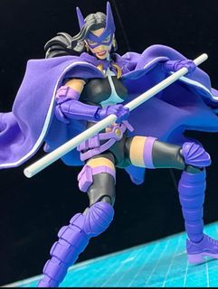 *FREE LOCAL COURIER DELIVERY! SALE! *IN STOCK!* LAST SET! VERY HOT & RARE!! SOLD OUT EVERYWHERE!  Medicom MAFEX HUNTRESS (BATMAN HUSH VERSION) 170 Figure!