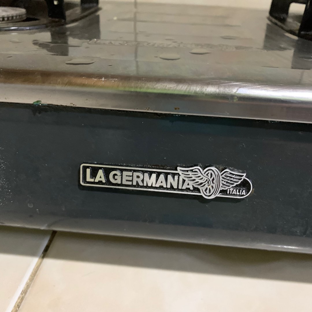 La germania double burner stove with tank and Gas, Furniture & Home