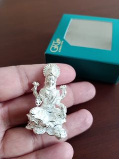 (Category: ) located in . Submitted by ms_tampines (Listing ID 1224648356, Image 1). Description: .