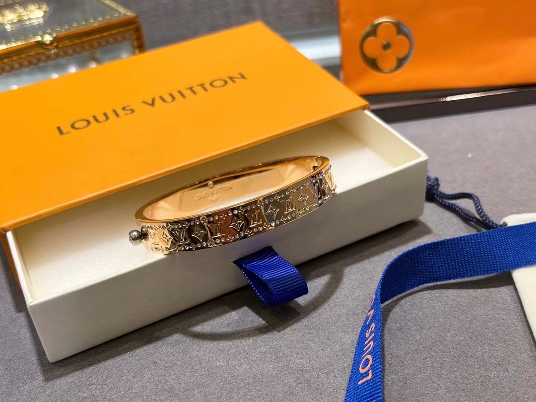 LV Say Yes Bracelet, Luxury, Accessories on Carousell