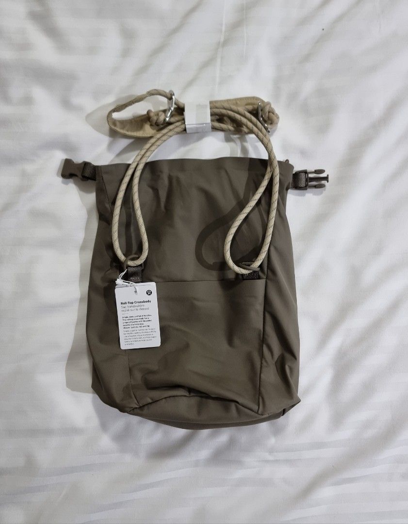 Lululemon RollTop Crossbody, Women's Fashion, Bags & Wallets, Cross