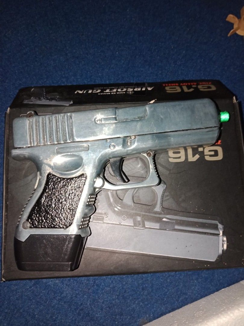 mainan tembakan airsoftgun spring (bukan airgun atau aeg), Toys