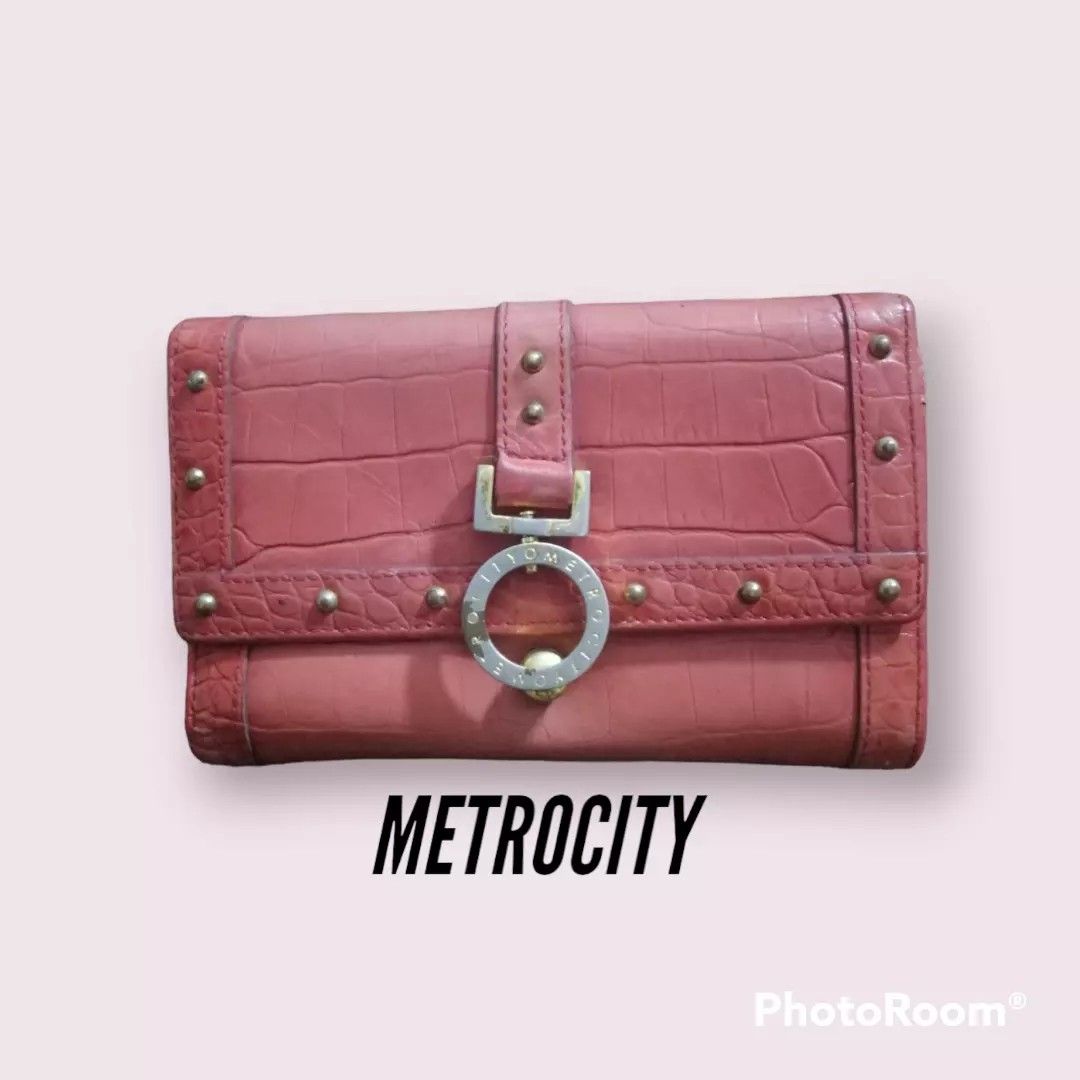 Metrocity Wallet, Women's Fashion, Bags & Wallets, Wallets & Card