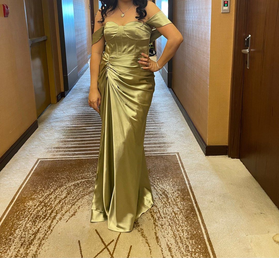 Secondary sponsor deals gown 2018