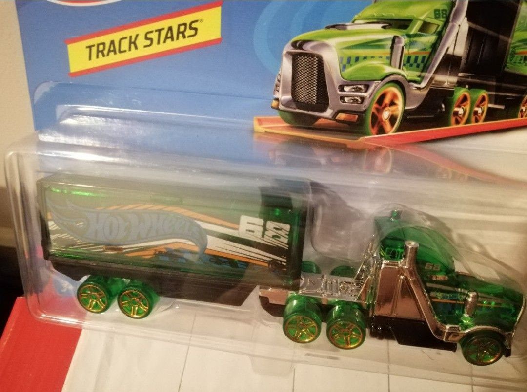 Hot wheels speed hauler top