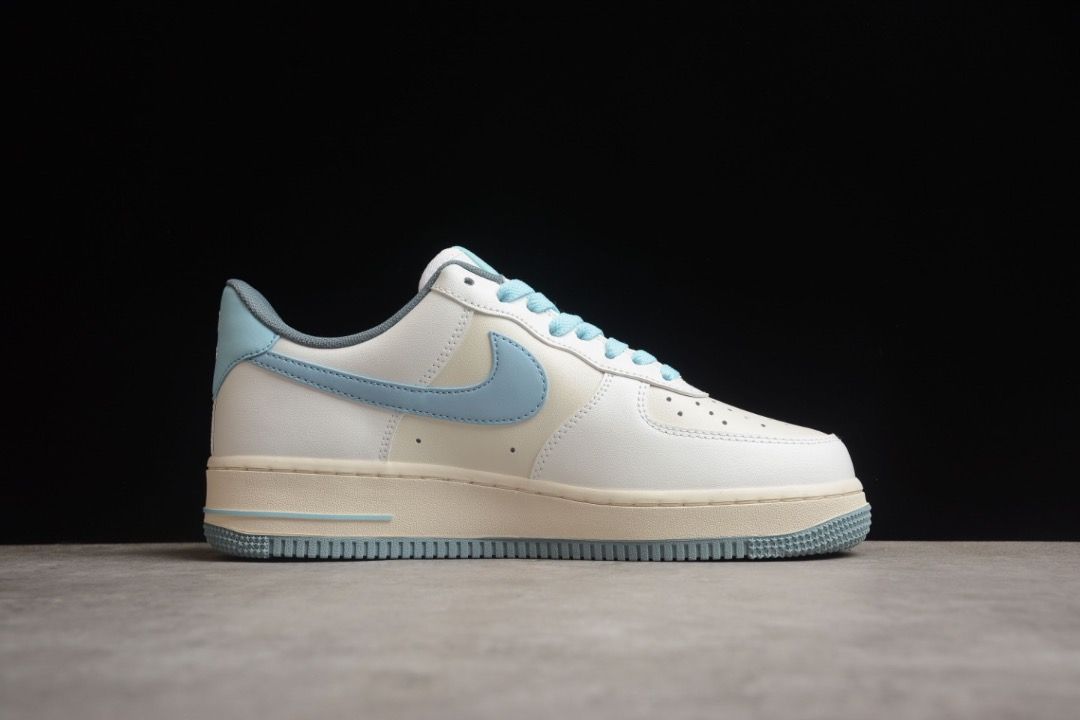 Nike air force sales one baby blue