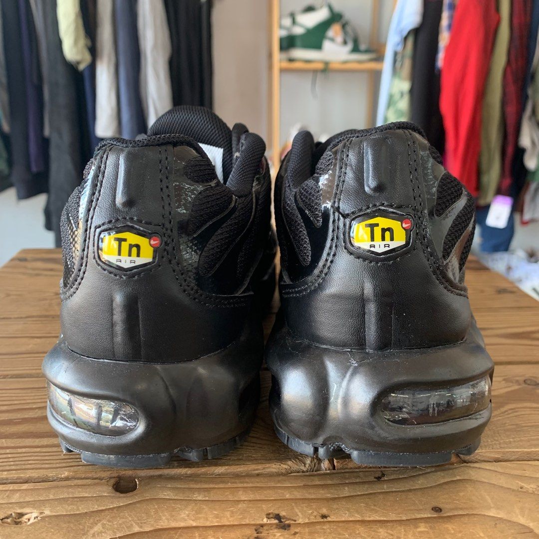 NIKE AIRMAX PLUS TN Men s Fashion Footwear Sneakers on Carousell