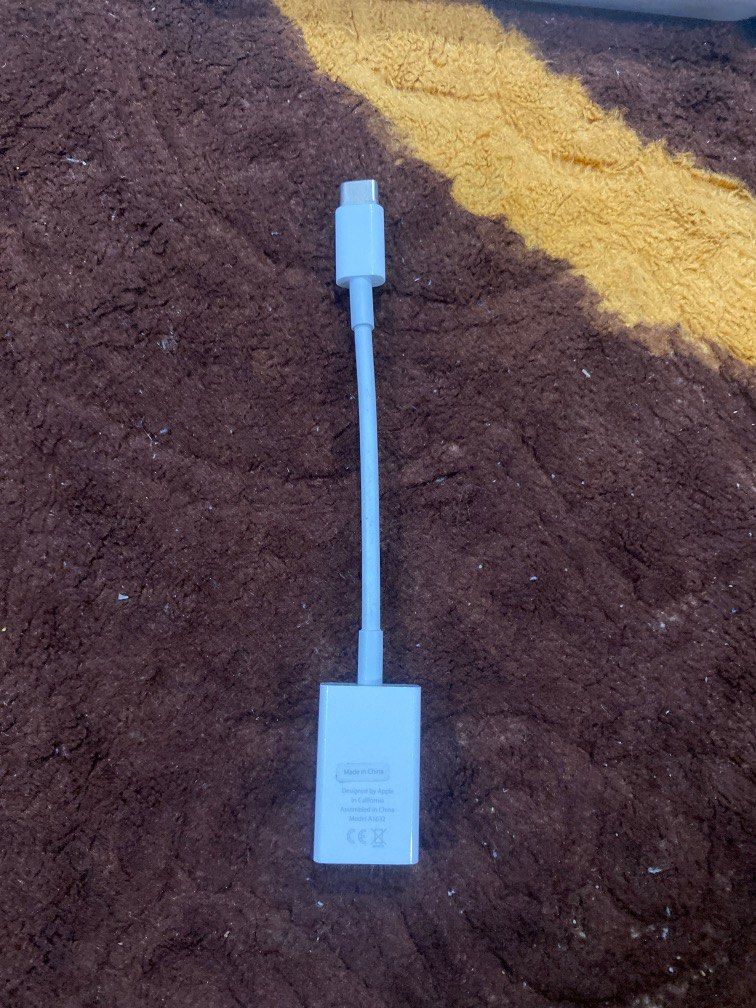 original apple adapter Usb to type c, Mobile Phones & Gadgets, Mobile