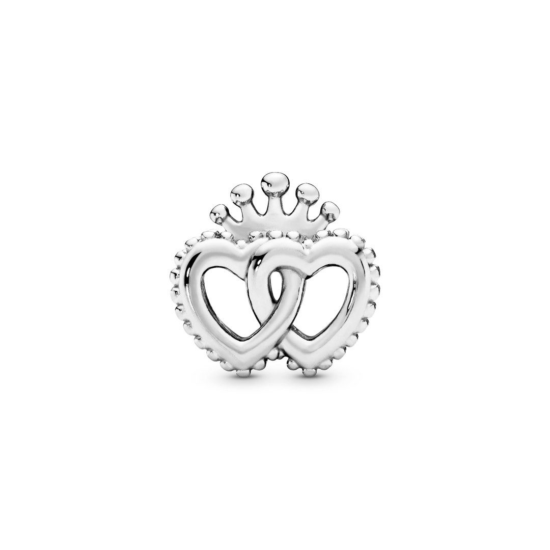 Regal heart charm top
