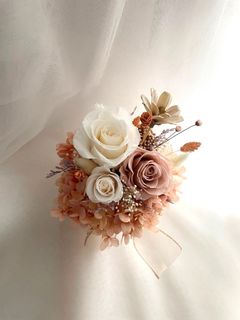 Bespoke hand bouquet and floral arrangement Collection item 3