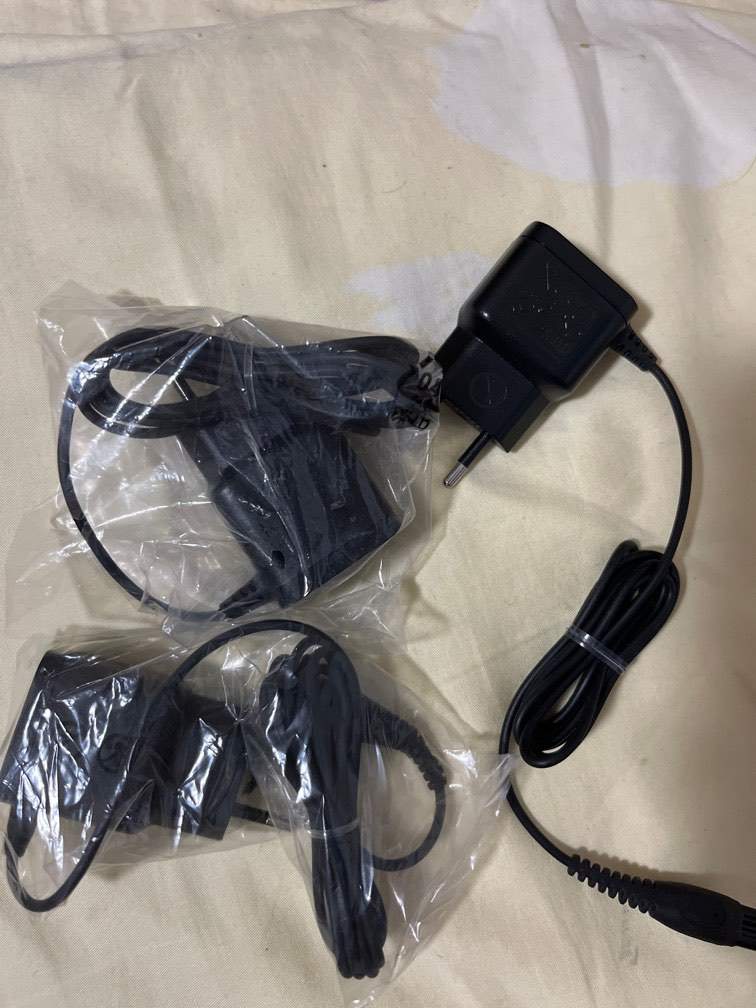 Philips shaver or epilator charger, Beauty & Personal Care, Men's