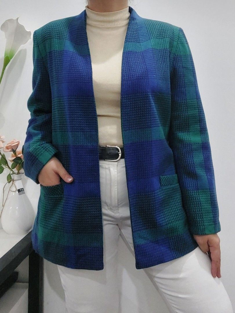 Plaid blue green blazer, Women's Fashion, Coats, Jackets and Outerwear