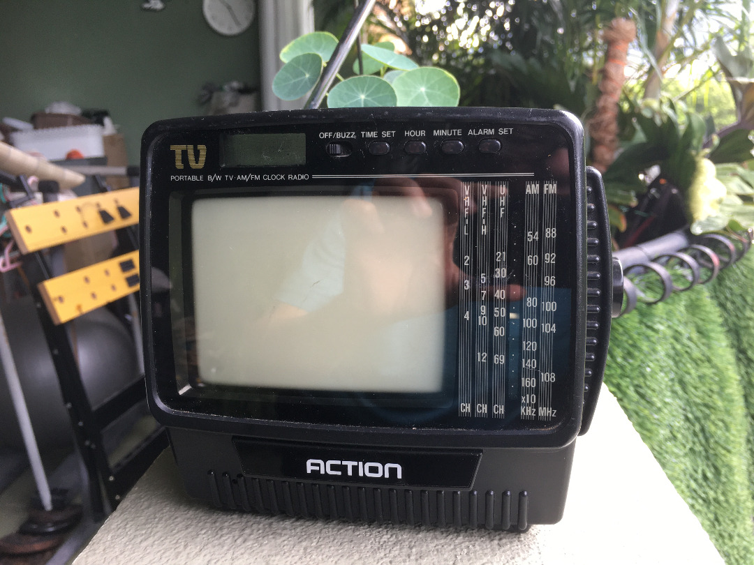 Vintage Portable TV & Radio & Clock Alarm Action (4.5" TV), TV & Home