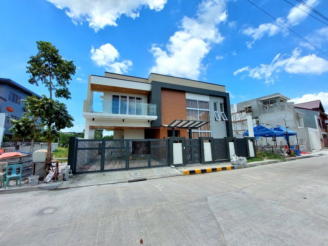 RC. Modern Smart Home in Greenwoods,Pasig nr BGC Taguig, makati, NAIA