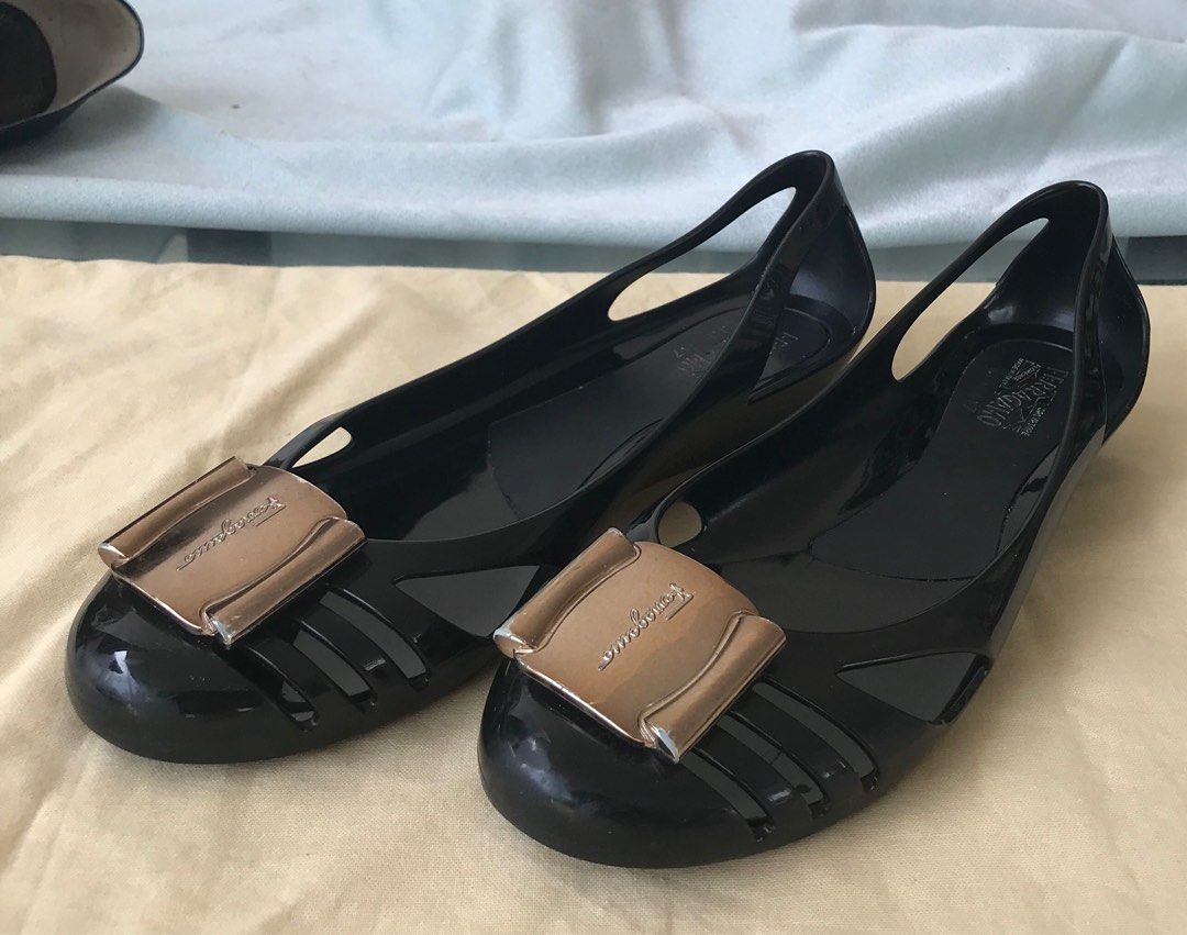 ferragamo jelly shoes review