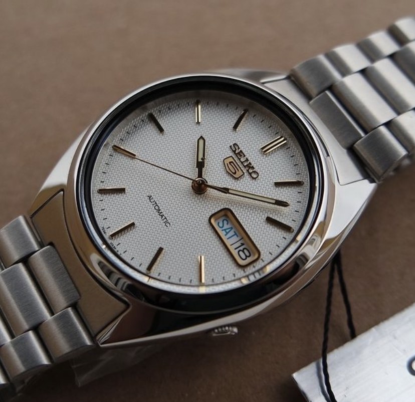 Seiko snxg47k deals
