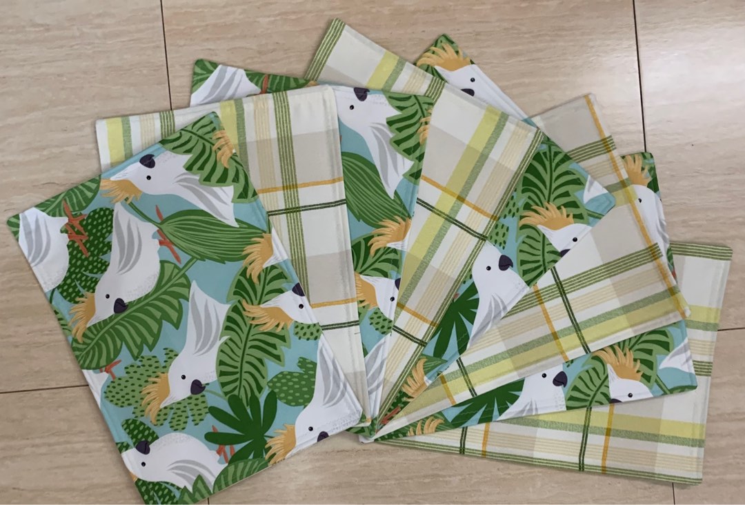 Set of reversible canvas placemats with quilt batting/wadding/filling