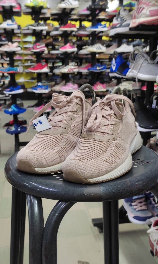 Skechers top bobs retailers