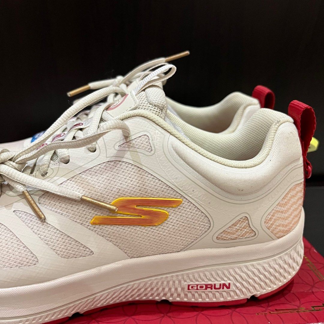 Skechers CNY 2023 Edition, Fesyen Pria, Sepatu , Sneakers di Carousell