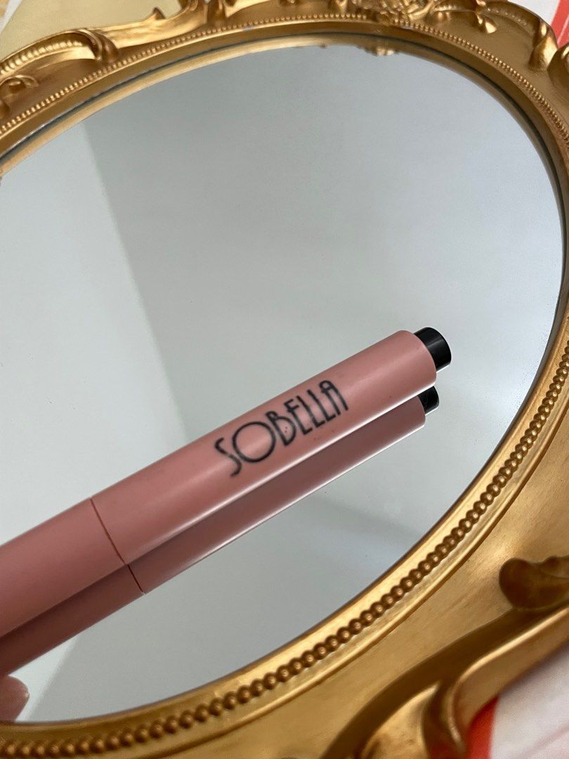 Sobella eyeshadow stick, Beauty & Personal Care, Face, Makeup on Carousell