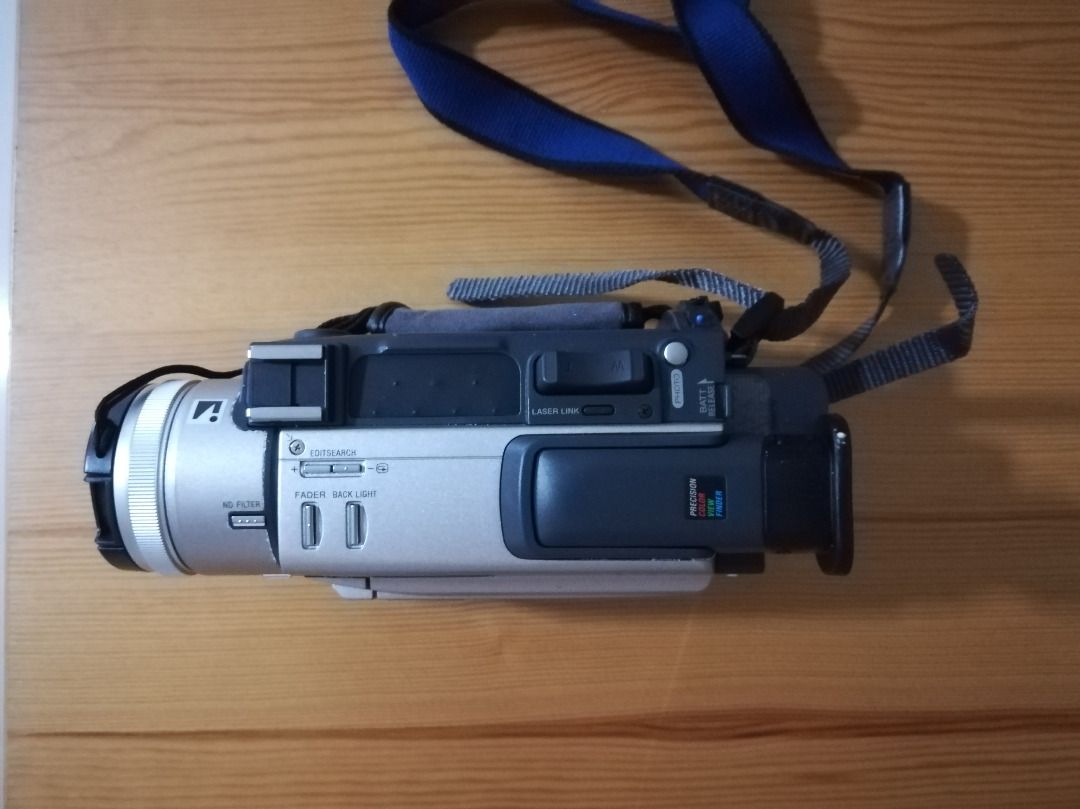 SONY CAMCORDER NOT WORKING, BUY FOR SPARE PARTS, Photography, Video