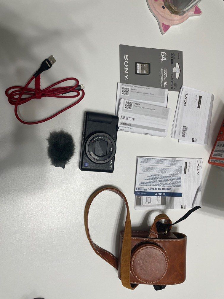 Sony ZV1+SD CARD 64GB+free case, Photography, Cameras on Carousell