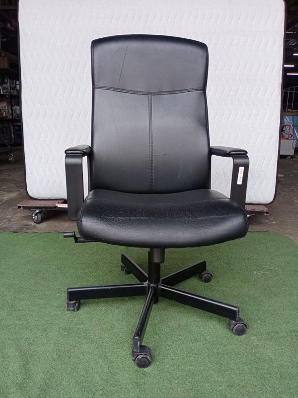 T85 F Kerusi IKEA MALKOLM Height Adjustable Arm Chair w Castor PU