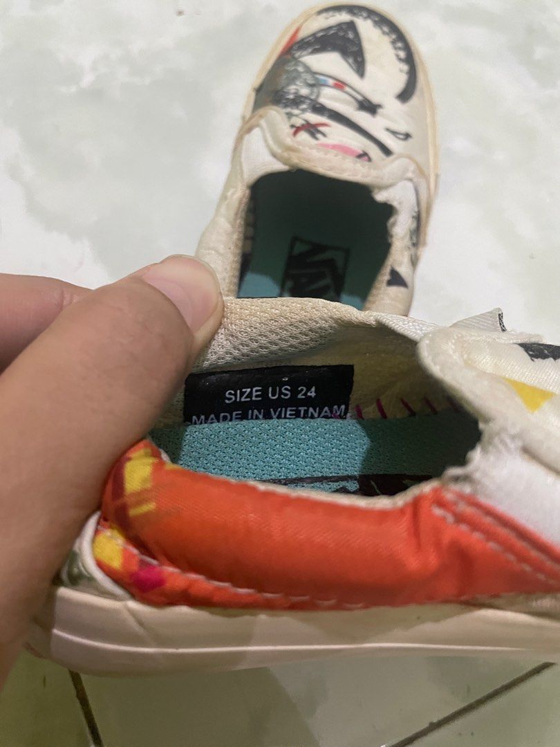 vans 24