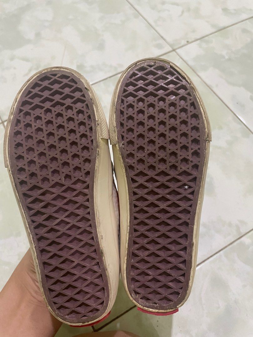 vans 24