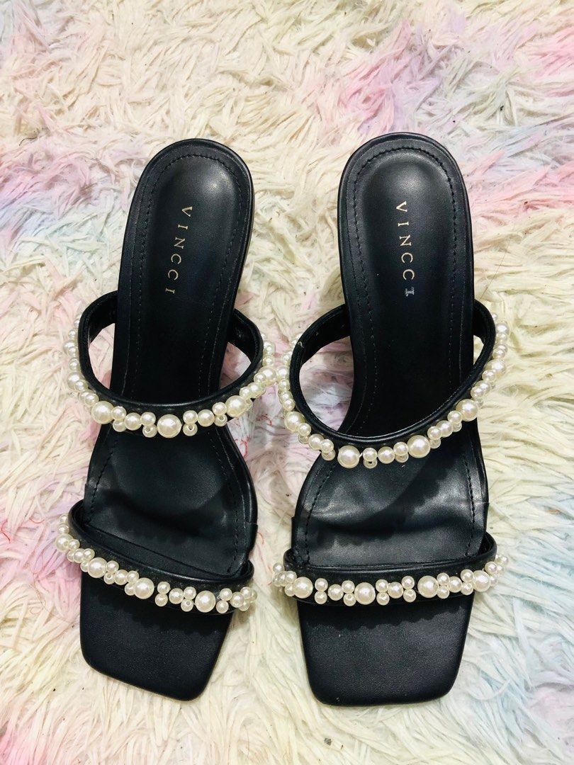 VINCCI Pearl Beaded Heels , Women's Fashion, Footwear, Heels on Carousell