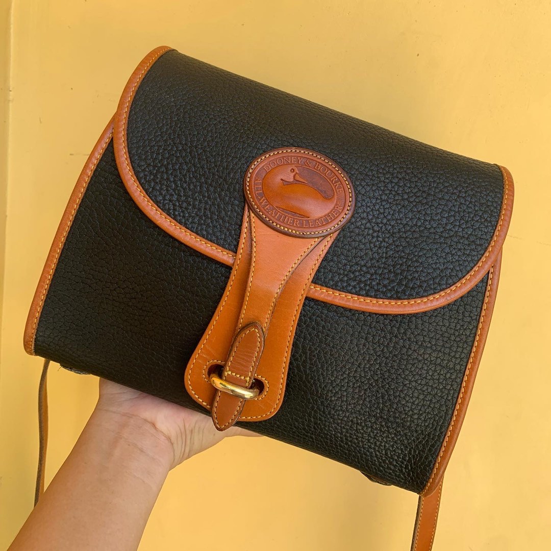 Vintage Dooney and Bourke Essex, Luxury, Bags & Wallets on Carousell