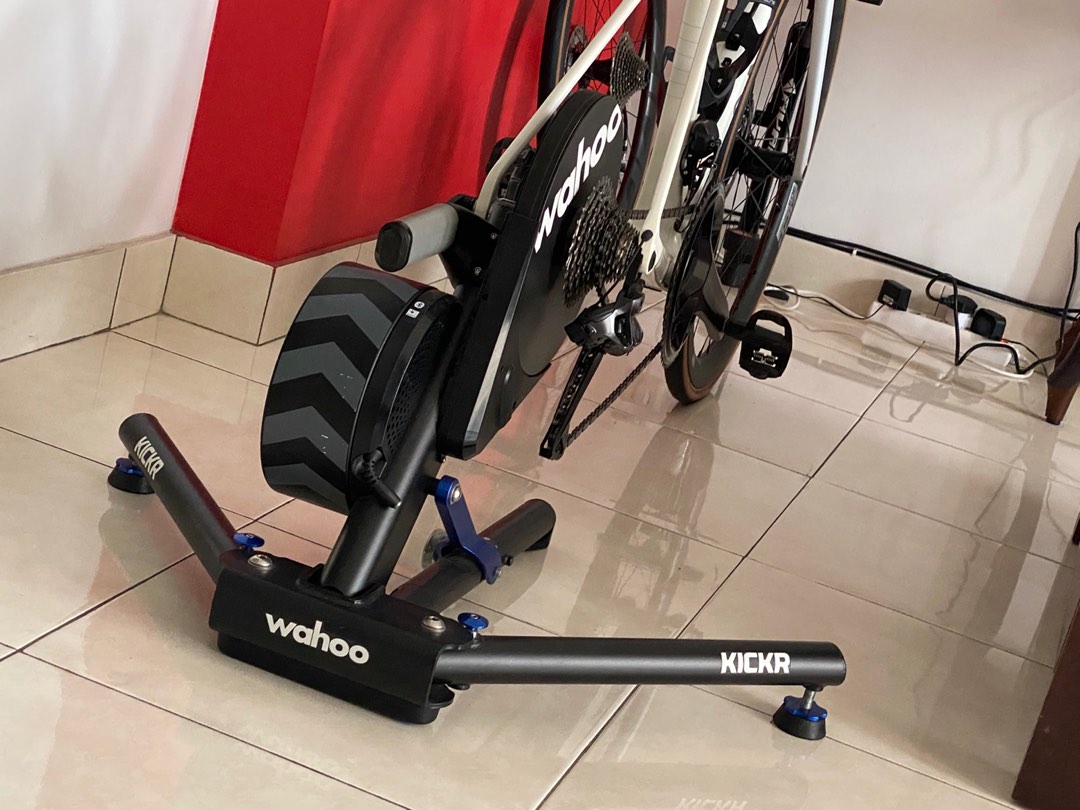 wahoo kickr v4